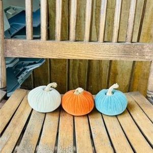 Primitives by Kathy Pumpkin